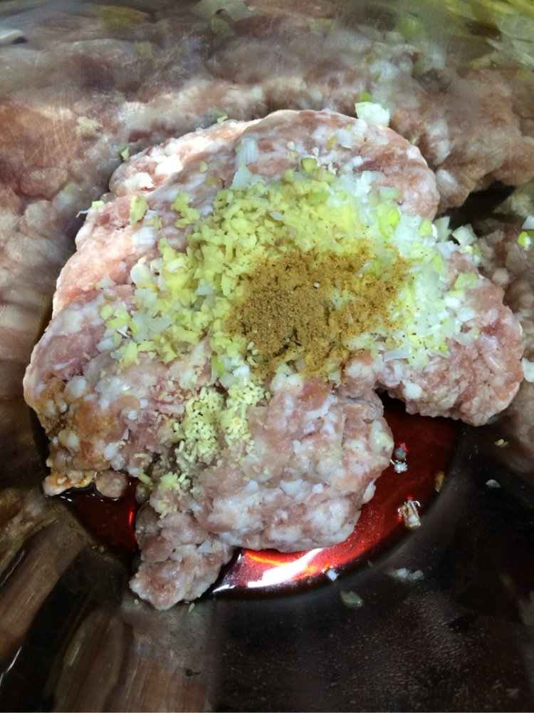 土豆水饺步骤1