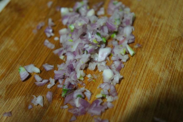鸡蛋穿心莲馅饺子步骤7