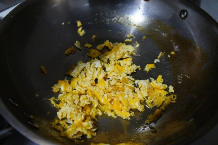 鸡蛋穿心莲馅饺子步骤6