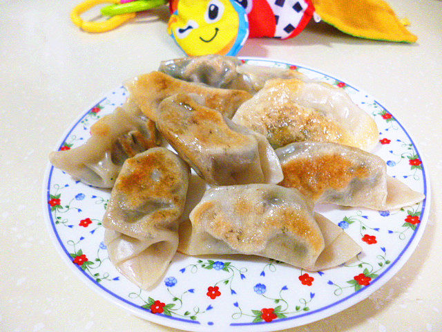 油煎剩饺子步骤5