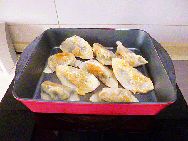 油煎剩饺子步骤4