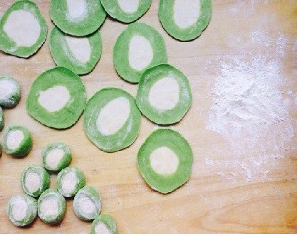 翡翠白菜饺步骤7