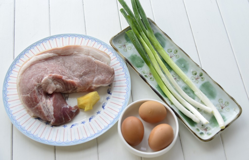 鲜肉蛋饺步骤1