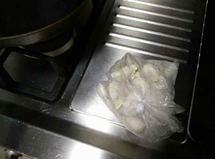 水煎玉米萝卜饺步骤1