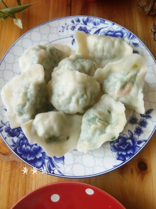 芹菜虾仁水饺步骤16