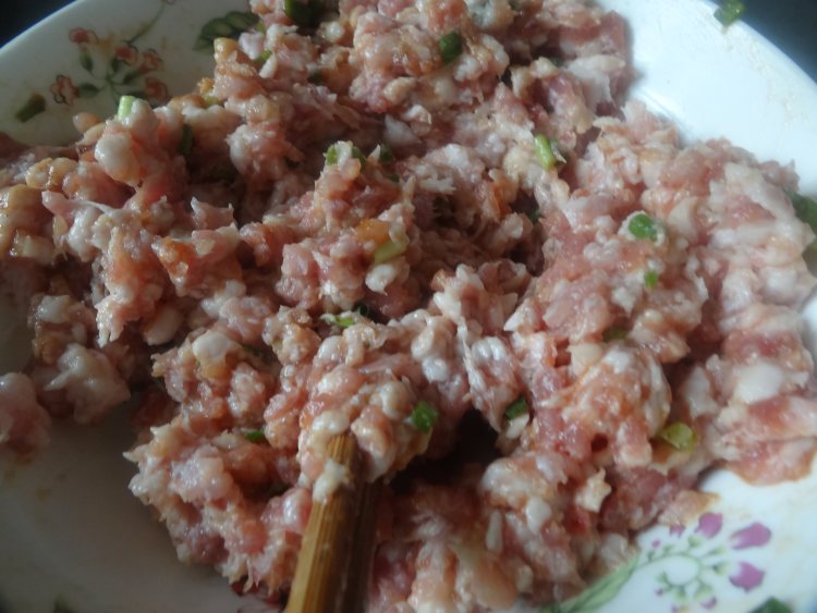 白菜肉饺子步骤5