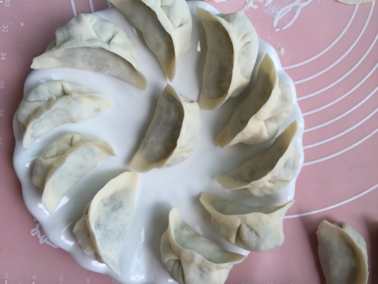 海肠韭菜馅饺子步骤7