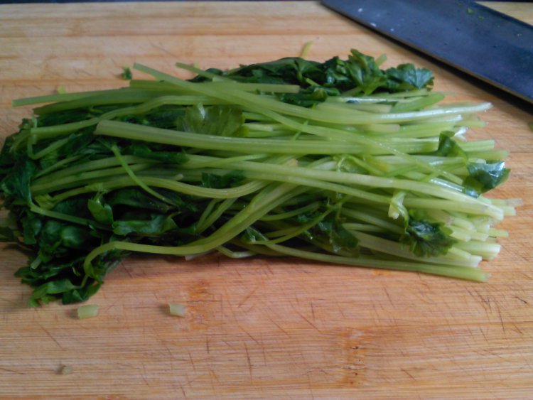 牛肉香芹饺子步骤3