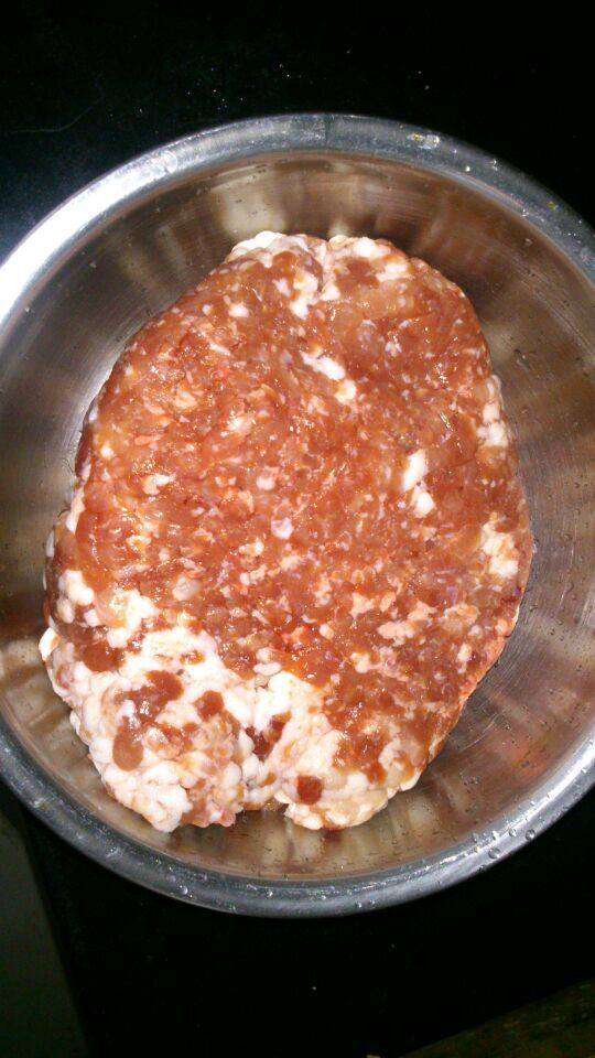 蔬菜绿皮猪肉韭菜馅饺步骤1