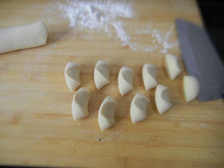 香菇韭菜鸡蛋水饺步骤10
