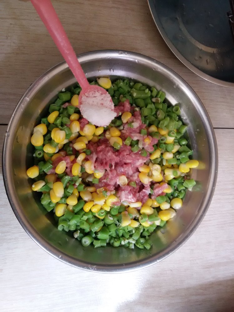豇豆玉米猪肉饺子步骤6