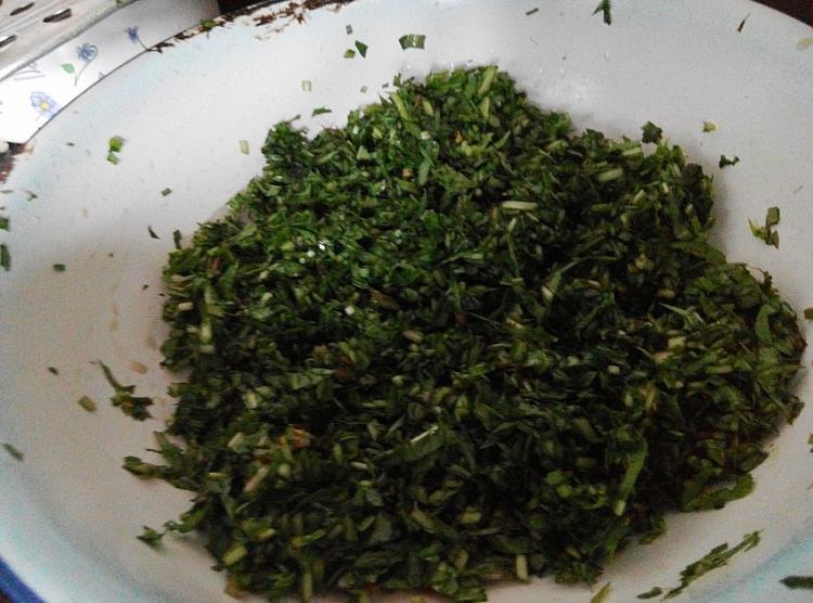 婆婆丁馅水饺步骤4