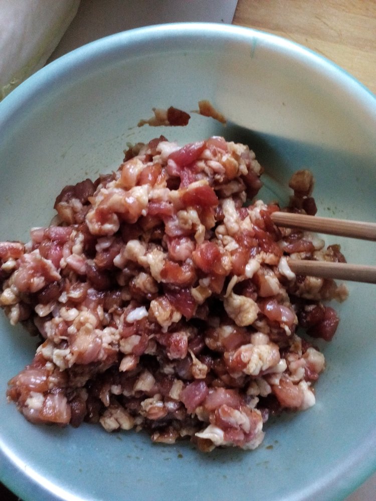 麦蒿饺子步骤1