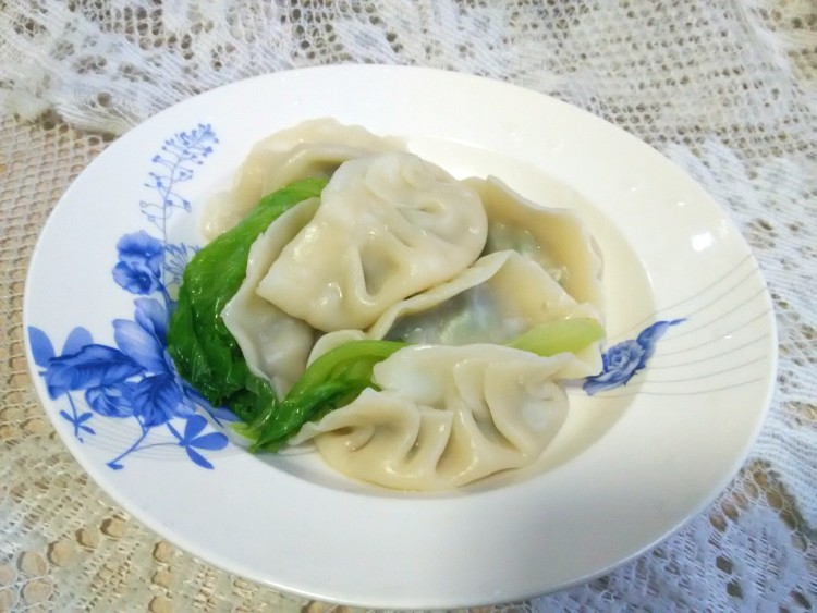 猪肉木耳芹菜饺子步骤7