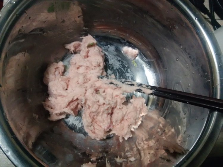 芹菜猪肉饺子步骤2