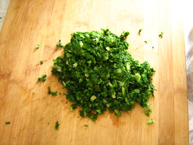 荠菜鸡蛋水饺步骤2