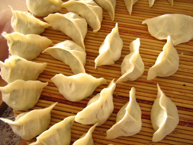 荠菜鸡蛋水饺步骤10