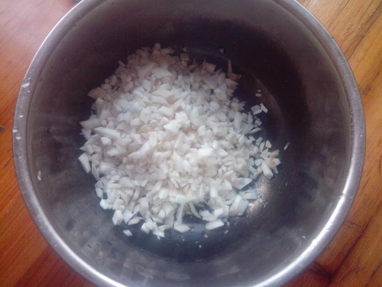瘦肉杏鲍菇蒸饺子步骤5