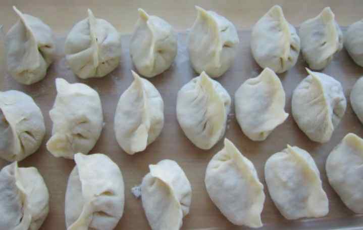 羊肉芹菜馅饺子步骤7