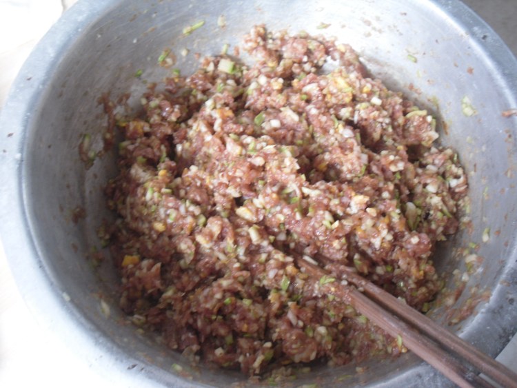 西葫芦鸡蛋肉馅饺子步骤7