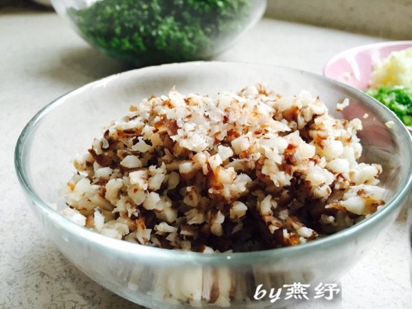 荠菜饺步骤6