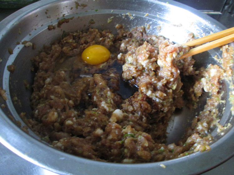 猪肉大葱水饺步骤9