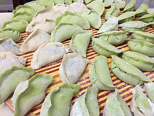 油菜翠玉大蒸饺步骤8