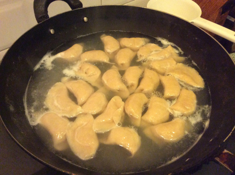 芹菜猪肉饺步骤7