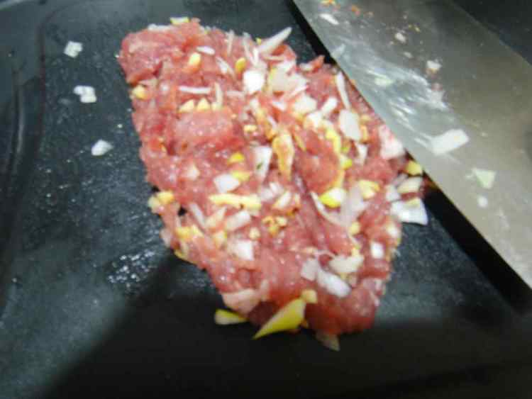 韭菜三鲜水饺步骤2