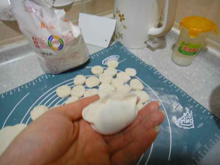 韭菜三鲜水饺步骤10
