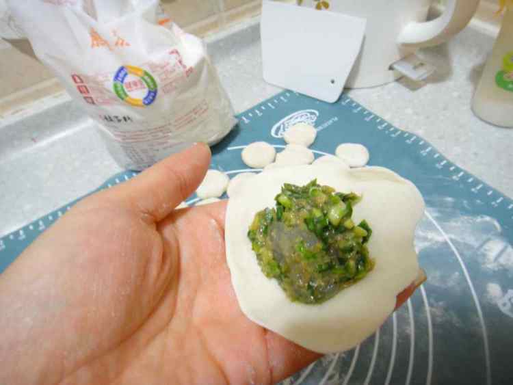 韭菜三鲜水饺步骤9