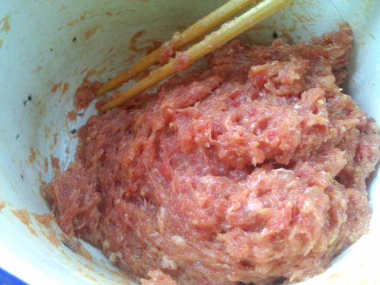 牛肉芹菜翡翠饺步骤4