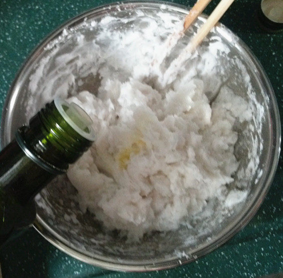 水晶虾饺步骤2