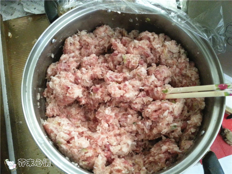 白萝卜猪肉饺步骤8