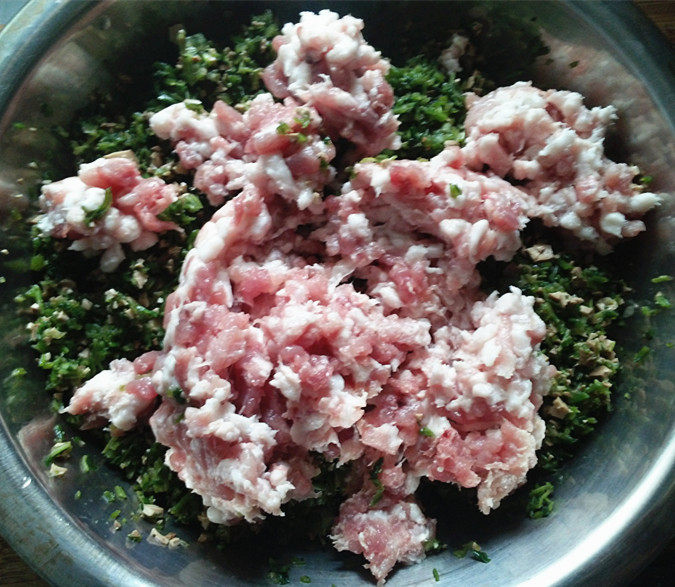 翡翠芹菜猪肉饺步骤4