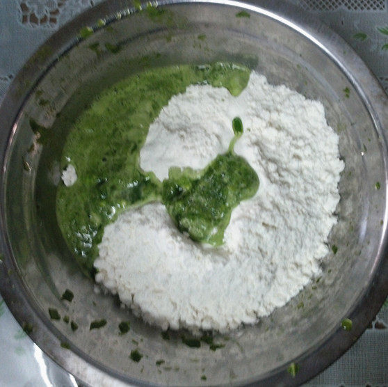 翡翠芹菜猪肉饺步骤7