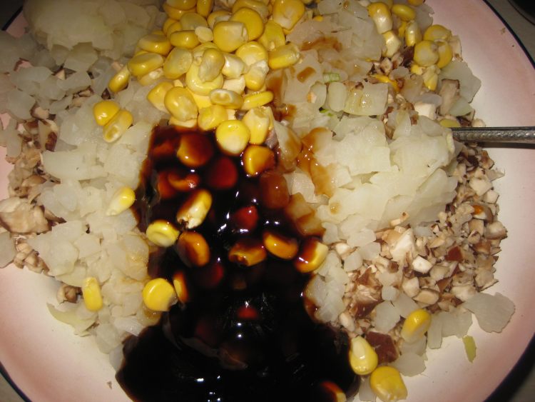 萝卜馅煎饺步骤9