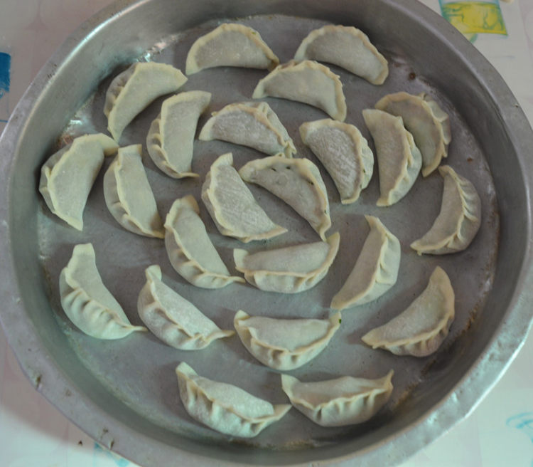 猪肉韭菜蒸饺步骤5