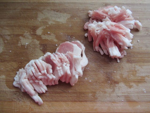 荠菜笋尖猪肉饺步骤4