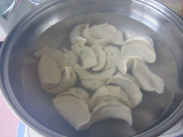 荠菜笋尖猪肉饺步骤15