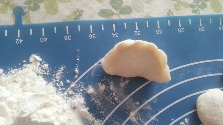 酸菜猪肉水饺步骤15