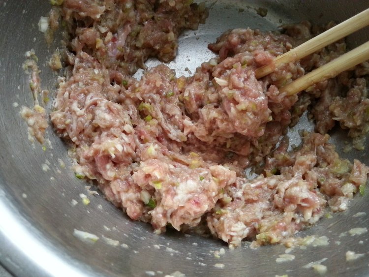 羊肉大葱水饺步骤4