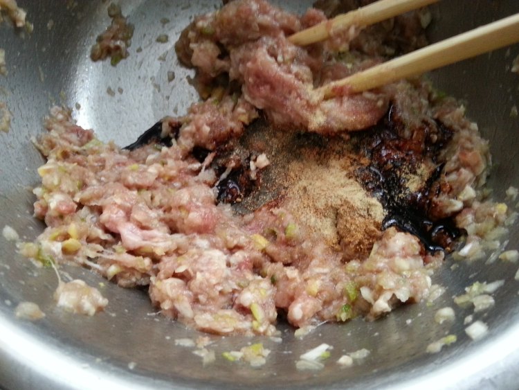 羊肉大葱水饺步骤5