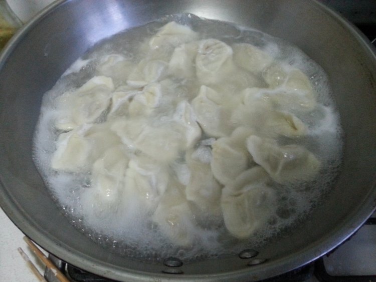 羊肉大葱水饺步骤11