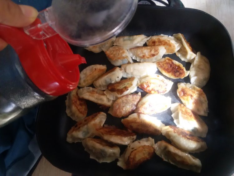 豆腐猪肉生煎饺步骤7