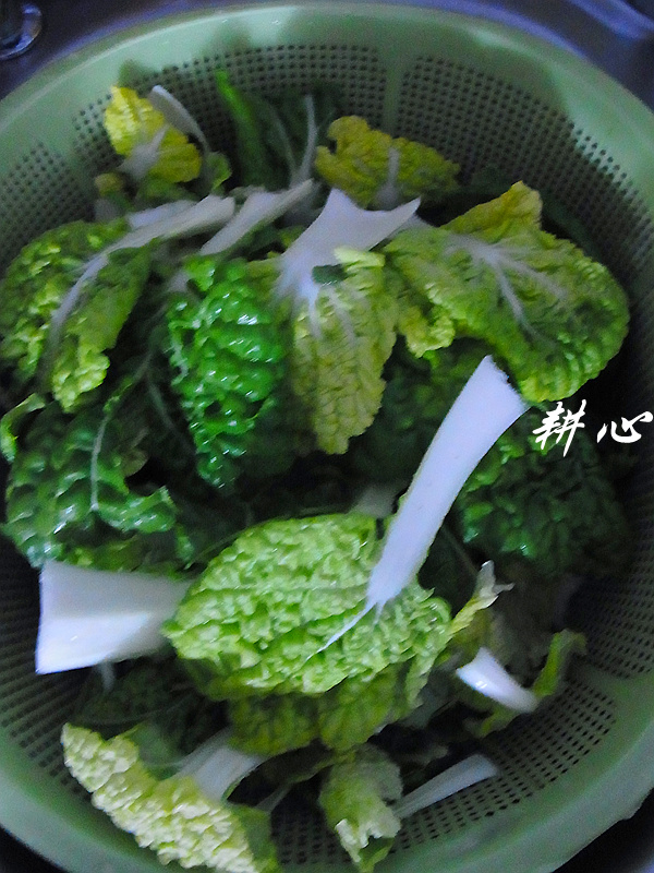 香菇饺白菜汤步骤2