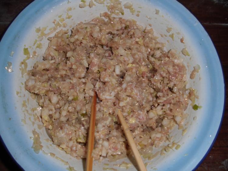 白菜猪肉粉丝蒸饺步骤10