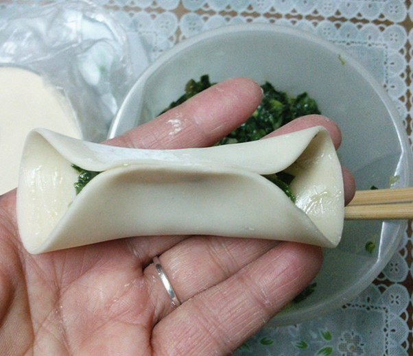 生煎韭菜猪肉饺步骤3