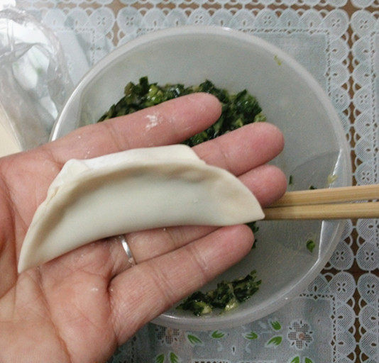 生煎韭菜猪肉饺步骤4