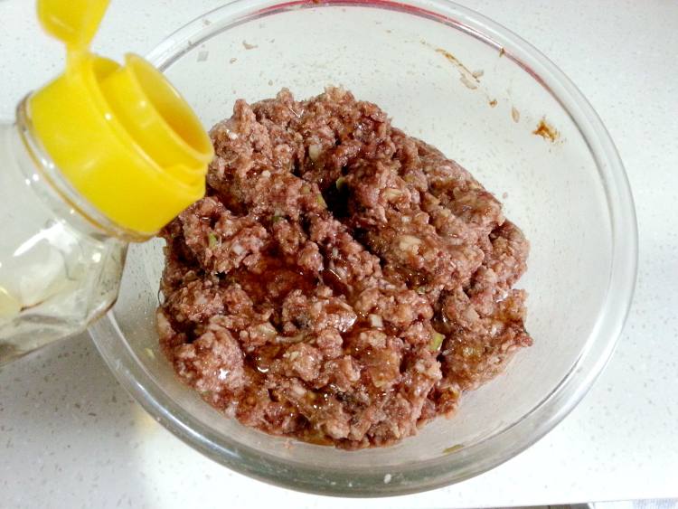 牛肉胡萝卜水饺步骤4
